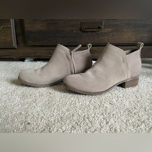 Tom’s Ankle Booties